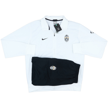 2009-10 Juventus Nike Tracksuit (XL)