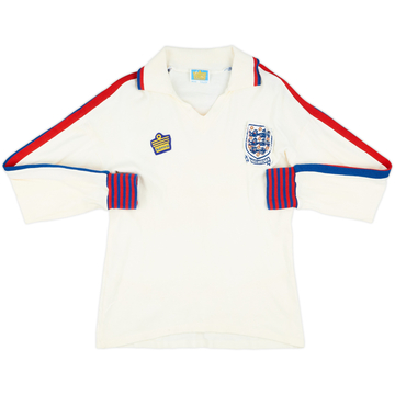 1976 England U-23 Match Issue Home L/S Shirt #9 (Pearson)