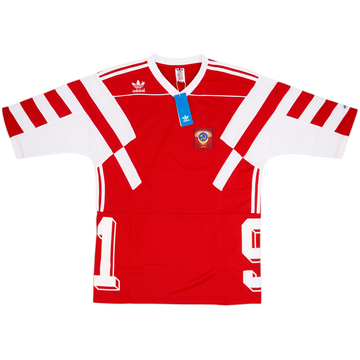 2018 Russia adidas Originals World Cup Mash Up Shirt (M)