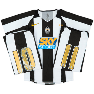 2004-05 Juventus Home Shirt - 4/10 - (M.Boys)