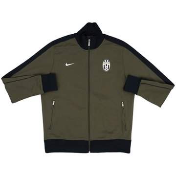 NIKE JUVENTUS Nylon Jacket マウンテンパーカー　古着 NIKE JUVENTUS Nylon Jacket マウンテンパーカー 古着 - メルカリ