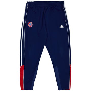 ウォーキング・ランニングウェア ADIDAS FC BAYERN TRACK PANTS Adidas FC Bayern Munchen Pants Boys Size Small Black Track