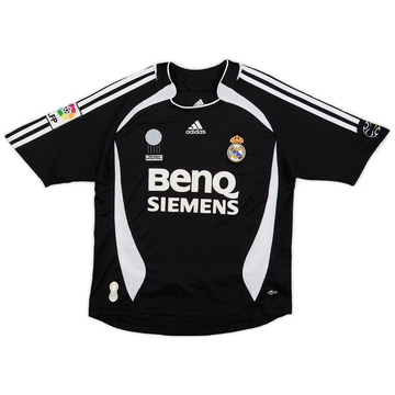 2003-04 Real Madrid Away Shirt (S.Boys)
