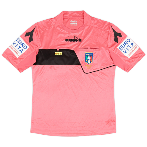 Diadora referee deals