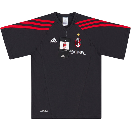 Adidas sales calcio 2005