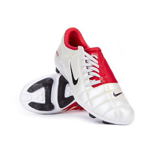 Total 90 football 2025 boots 2004