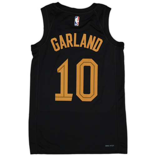 Cavs black online alternate jersey