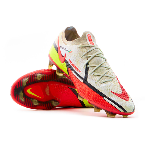 Boots phantom on sale