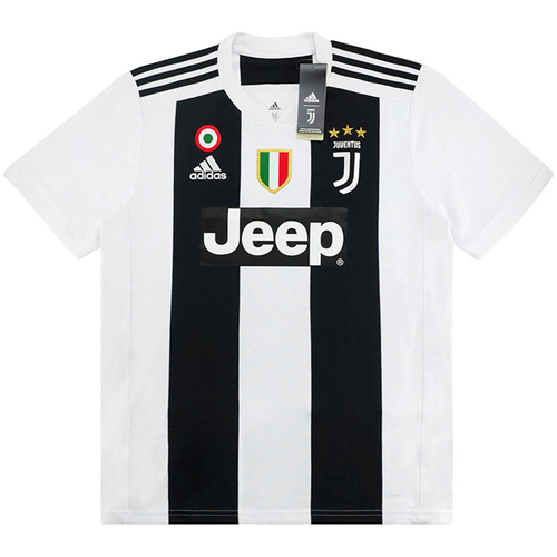 Juventus jersey with sales patches