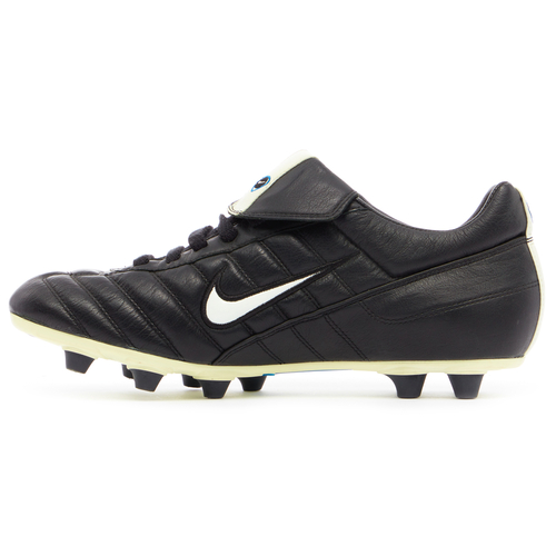 Old nike tiempo football boots on sale
