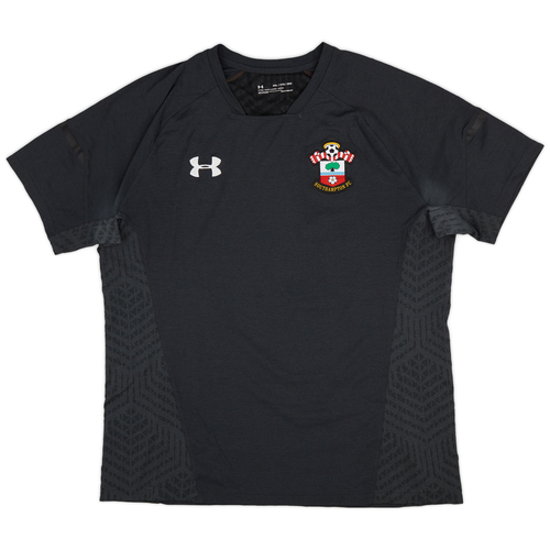 Under armour xxl online shirt