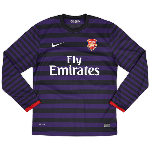 Arsenal away on sale kit 2012