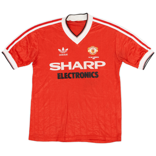 Manchester united retro sales tops