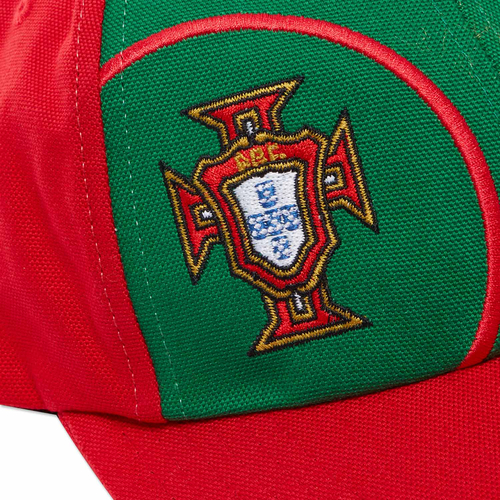2004 06 Portugal Nike Cap Adults