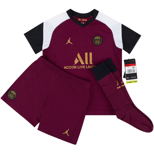 Mbappe discount football kit
