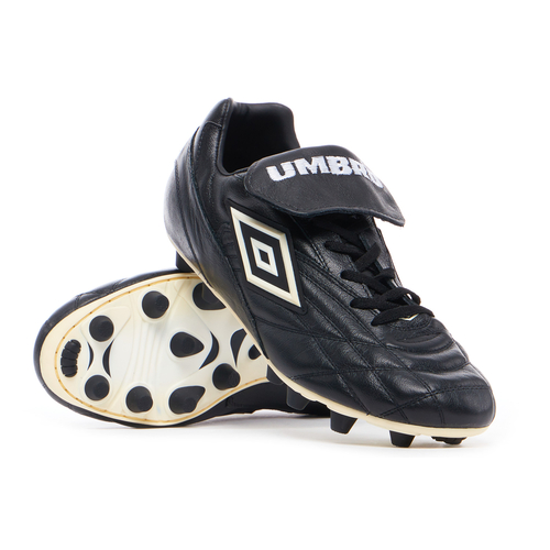 Umbro classic football boots hotsell