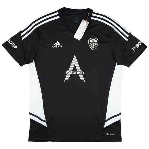 leeds united home kit 2022 23