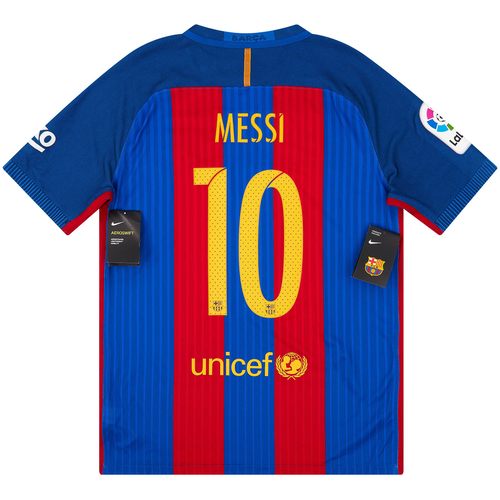 Messi in online new barca kit