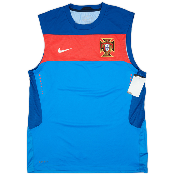 2010-11 Portugal Nike Training Vest (M)