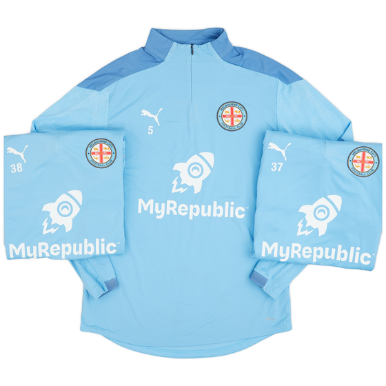 2021-22 Melbourne City Player Issue 1/4 Zip Training Top # - 9/10