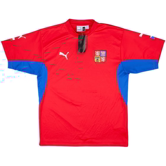 2002-04 Czech Republic Basic Home Shirt (XL)