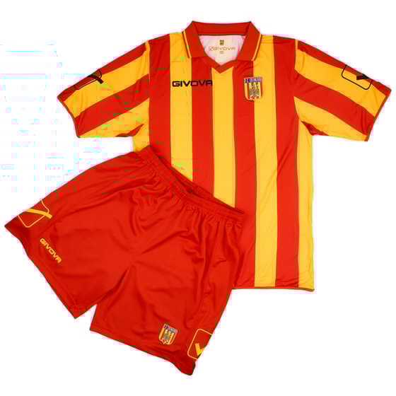 2009-10 Catanzaro Home Shirt & Shorts Kit (XL)