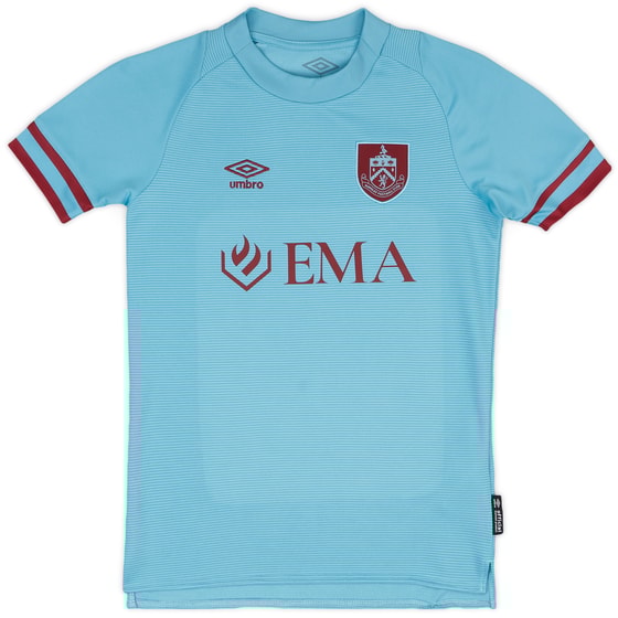 Umbro Football Shirts, Jerseys, Kits & Training Wear Umbro Football Shirts, Jerseys, Kits & Training Wear